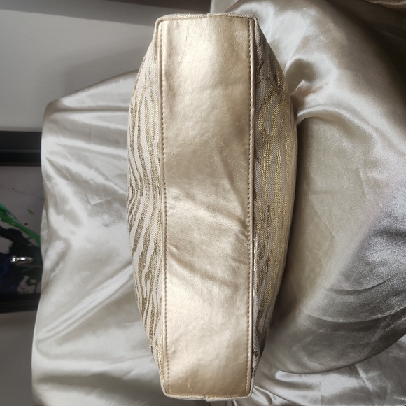 Cato Gold Zeba Striped Cloth Cinch Top Shoulder Bag - Picture 4 of 6